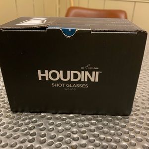 6 Brand new 1 oz Houdini shot glasses